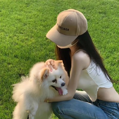提剑映桃花海报